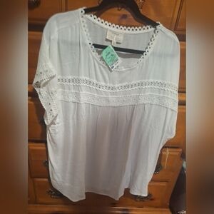 NWT White Lace Trim Women's‎ Top Blouse 3X Flower & Feather